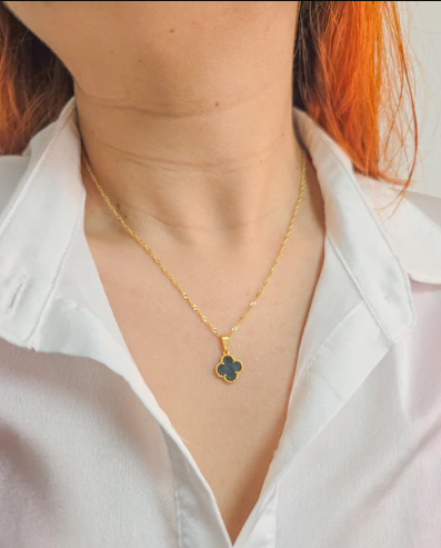 Cadena Tejido Singapur Alargada con Colgante Van Cleef